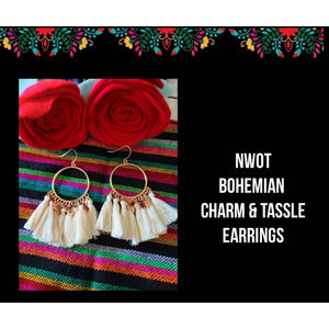 NWOT| BOHEMIAN CHARM & TASSLE EARRINGS
